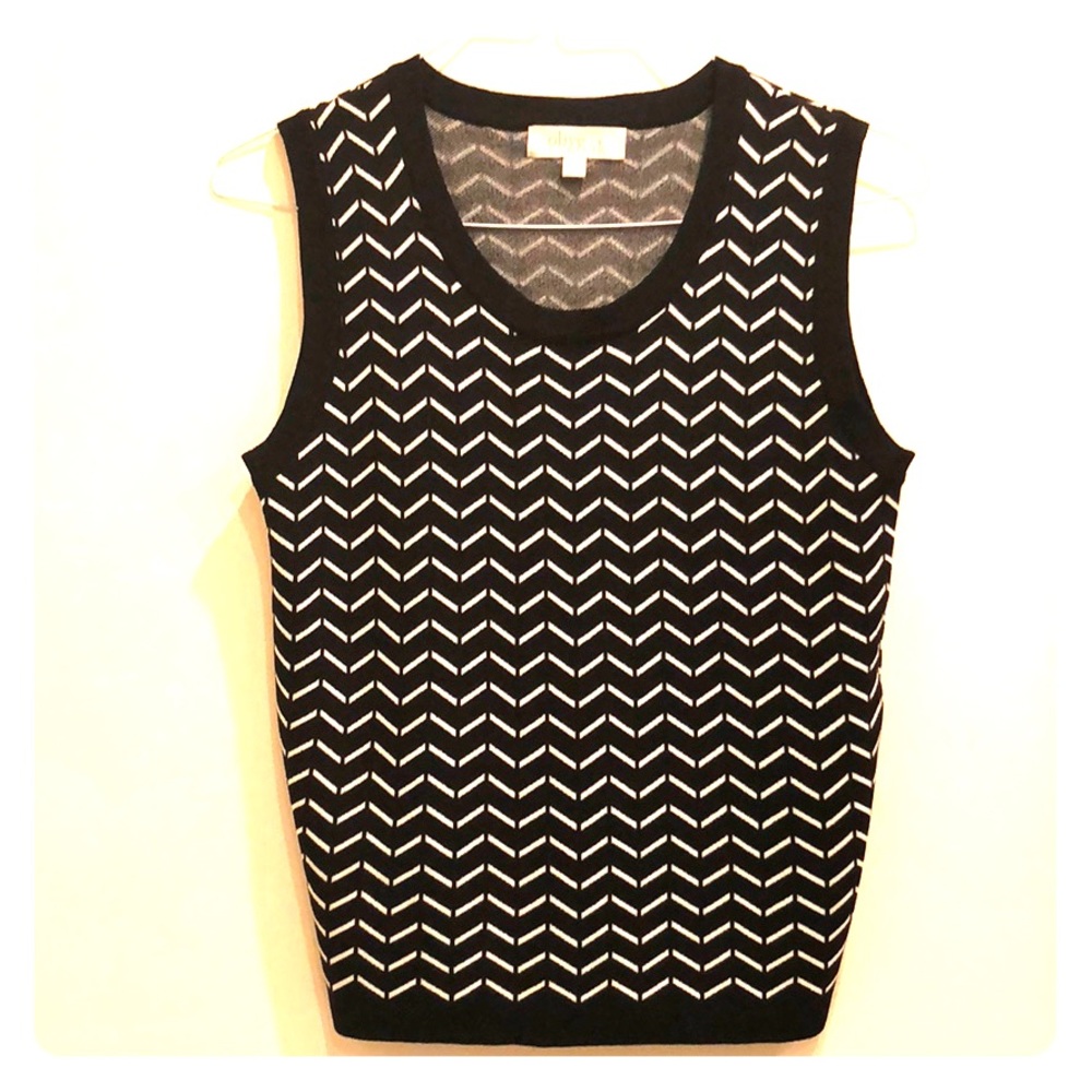 Black and white knit chevron shell by Olive & Oak
